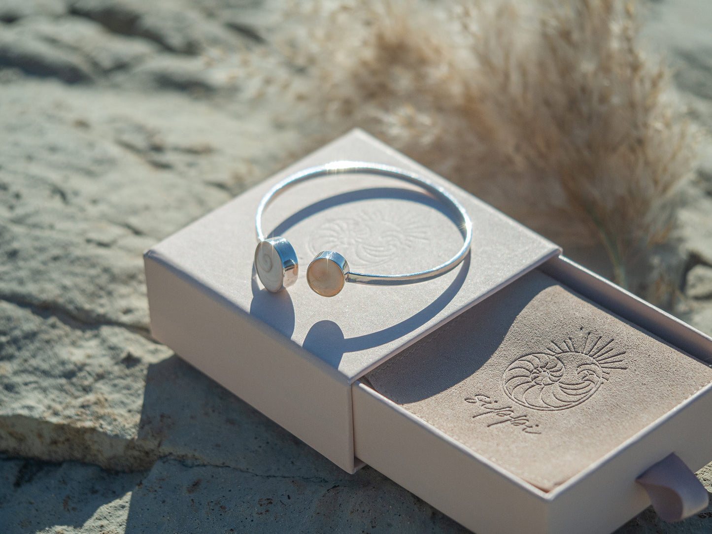 Full Moon Shiva Seashell Bangle