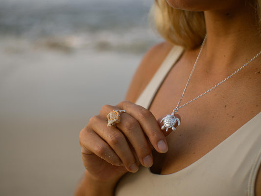 Handcrafted Sterling Silver Moving Turtle Pendant Necklace