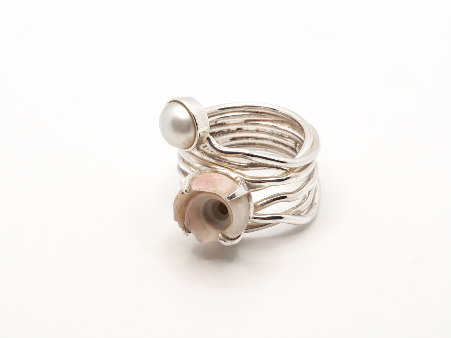 Seashell Pearl Wavy Ring