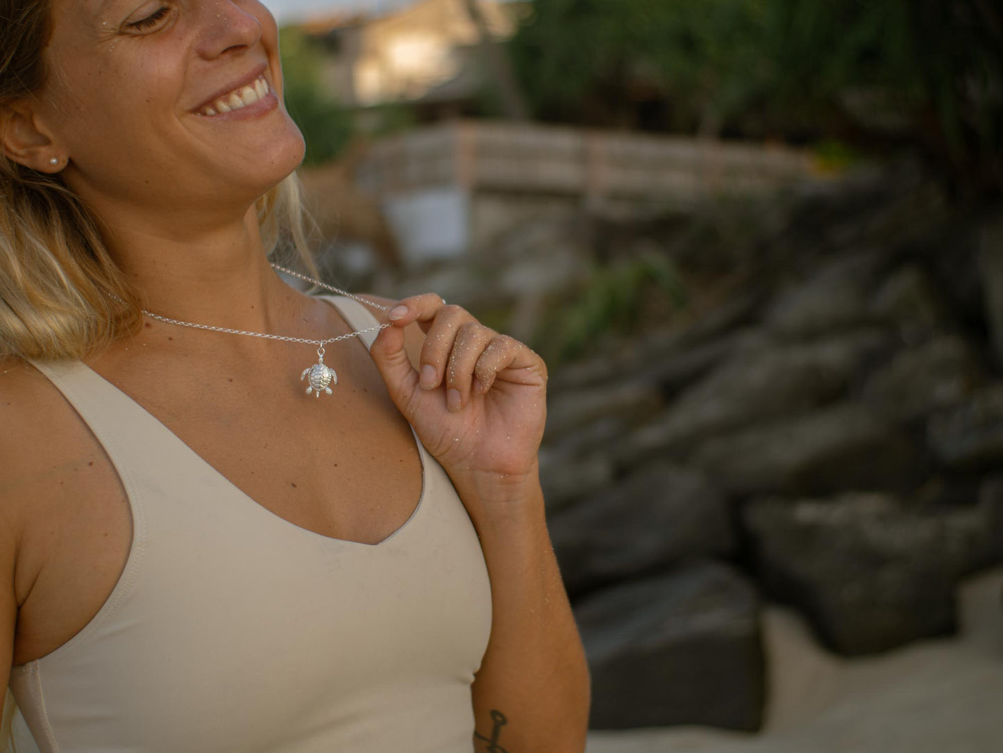 Handcrafted Sterling Silver Moving Turtle Pendant Necklace