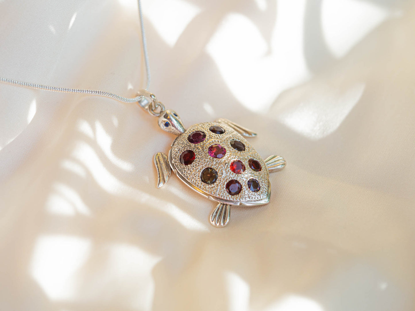 Garnet Moving Turtle Pendant Necklace