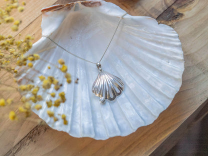 Handcrafted Sterling Silver Unique Seashell Necklace with Freshwater Cultured Pearl